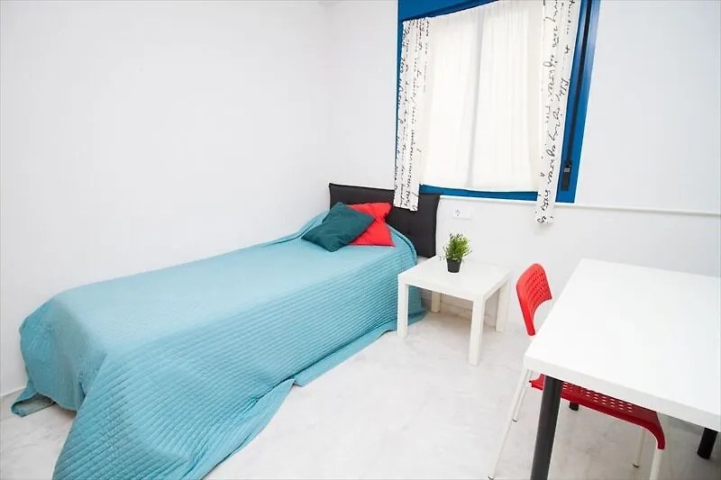Amazing Apartment Beach & Train Station By La Recepcion Malaga