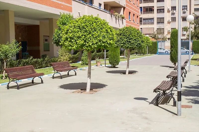 Amazing Apartment Beach & Train Station By La Recepcion Malaga