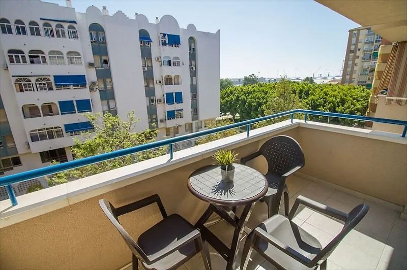 Amazing Apartment Beach & Train Station By La Recepcion Malaga